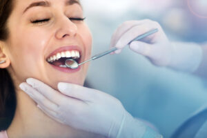 Jak zadbać o higienę jamy ustnej? Porady i wskazówki od stomatologa